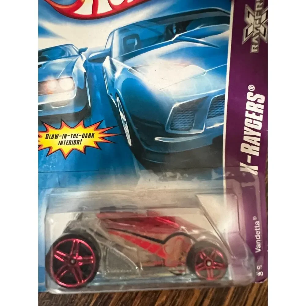 Hot Wheels 2007 X-Raycer 04 Vendetta Glow In Dark Diecast Car Translucent New
